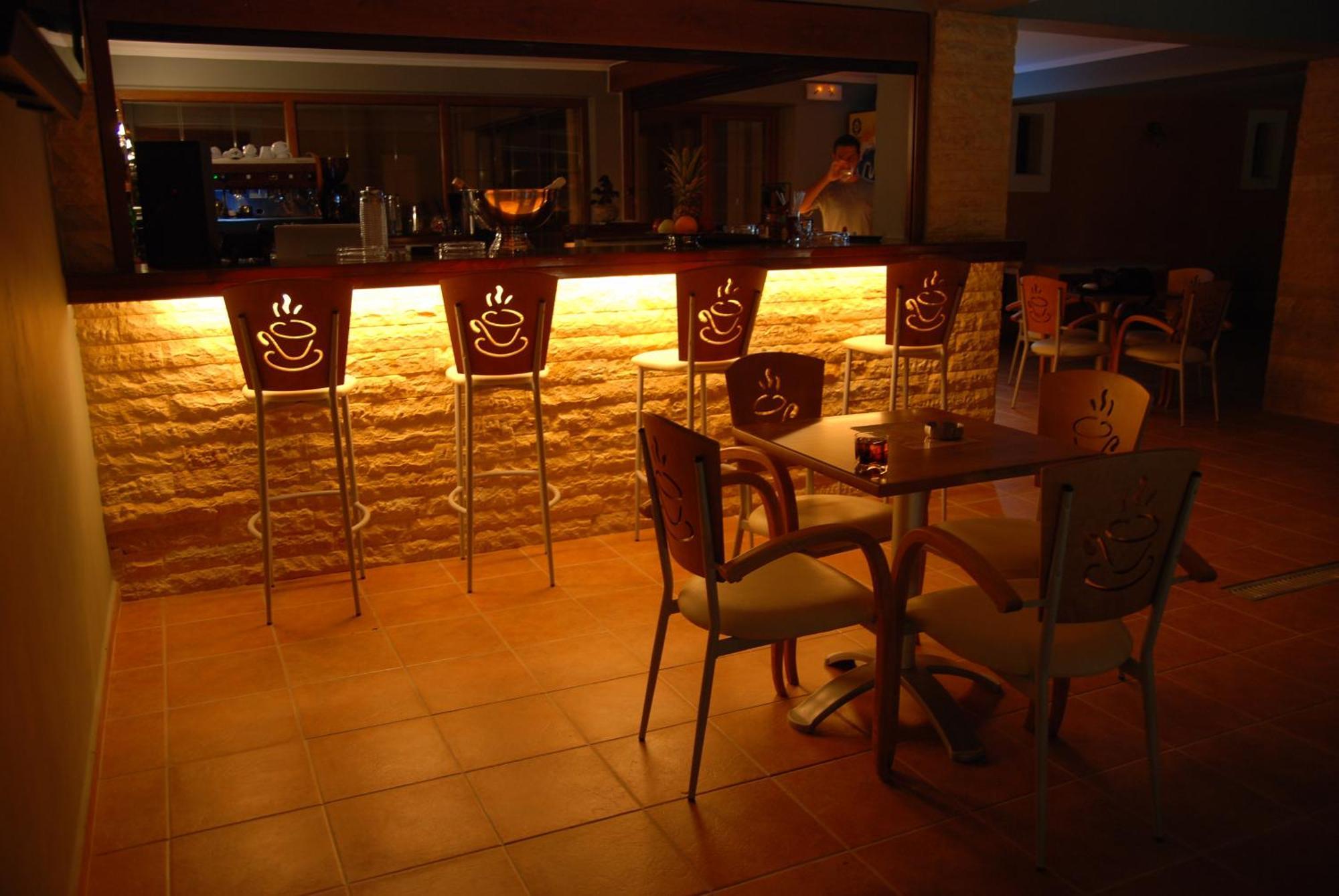 Hotel Anastazia Poros  Exterior photo