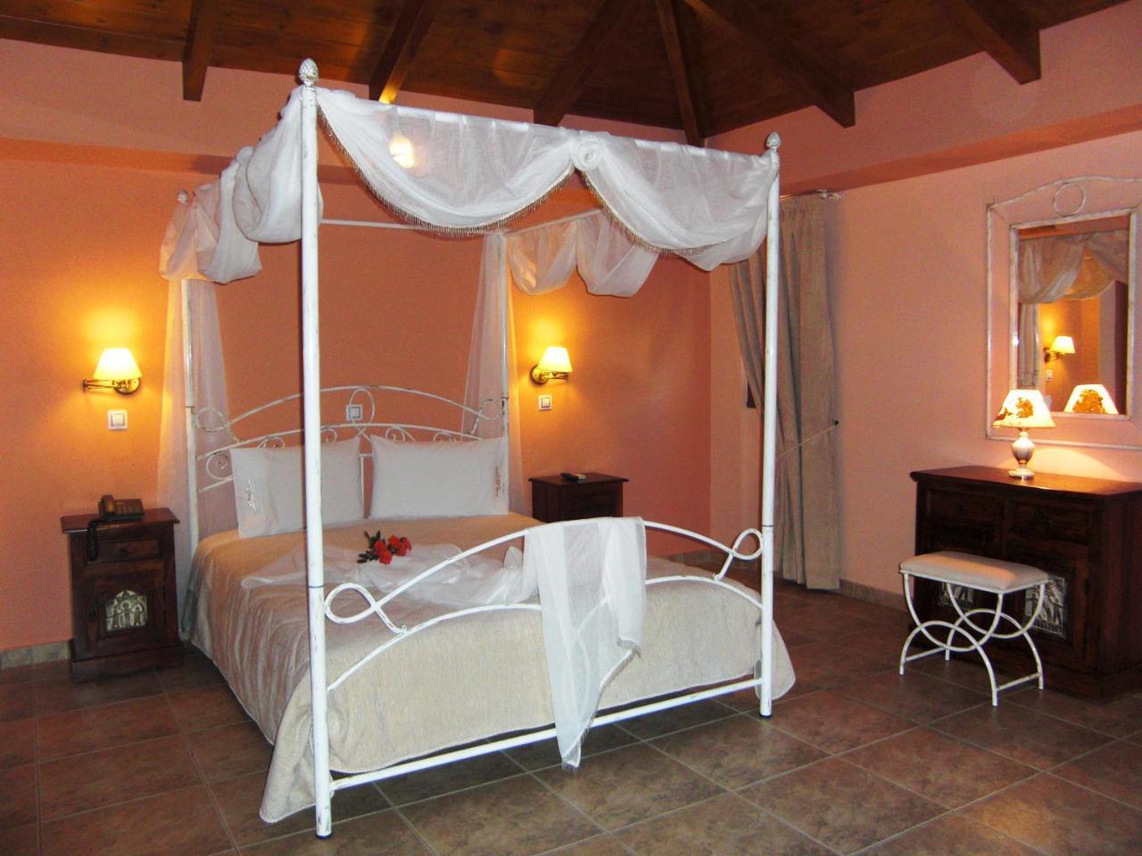 Hotel Anastazia Poros  Exterior photo